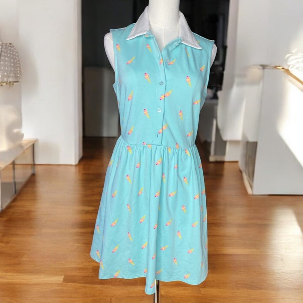 Unique Vintage Ice Cream Dress
M